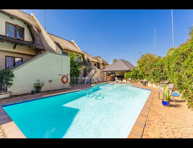 2 BEDROOM APARTMENT FOR SALE IN PAULSHOF